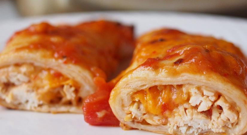 Szaftos, sütőben sült enchilada csirkemellel: a csípős szósz is házilag készül