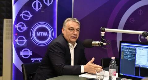 Orbán: hurcolnak be mutánsokat Magyarországra