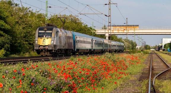 Akár egyórás késéssel is kell számolni a Budapest-Ceglés vasútvonalon