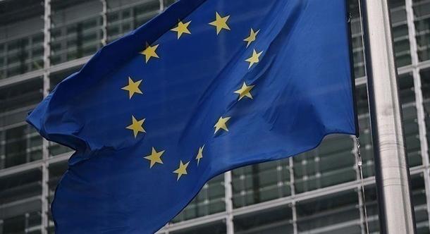 Az EU meghosszabbította az ukrán állami vagyon hűtlen kezelése miatt bevezetett szankciókat