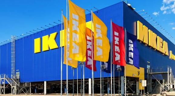 Megrohamozták az emberek az IKEA üzleteit