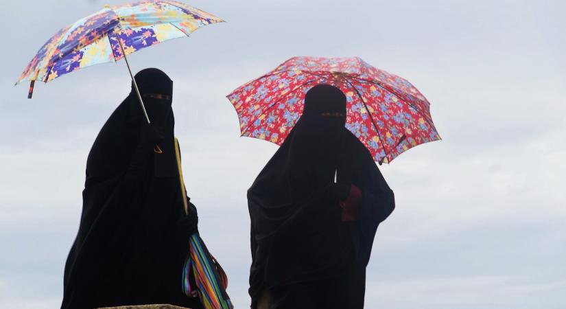 Svájcban betilthatják az arcot eltakaró muszlim viseletet