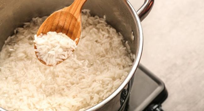 Konyharuhával teheti pergősebbé a rizsét