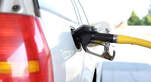 Újabb jelentős drágulás jön a benzinkutakon