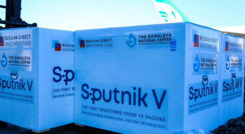 Az Európai Gyógyszerügynökség vezetője arra kéri az uniós országokat, hogy még ne engedélyezzék a Szputnyik V-t