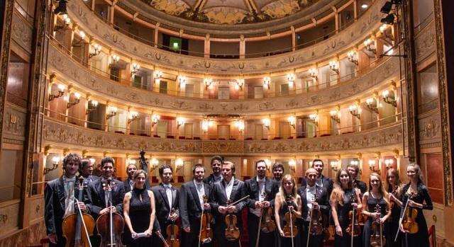 Piazzollát ünnepli Kirill Troussov és az Anima Musicae Kamarazenekar