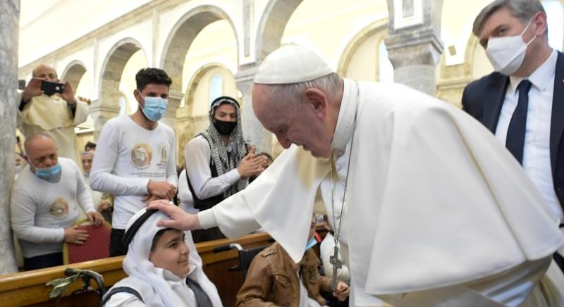 Történelmi látogatás: Ferenc pápa iraki útja