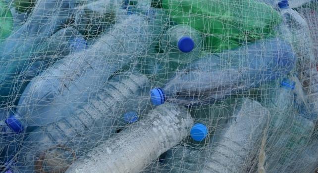 Megszabadulhatunk a műanyagok hulladékától?