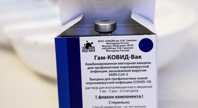 Bocsánatkérést követel az orosz vakcinagyártó