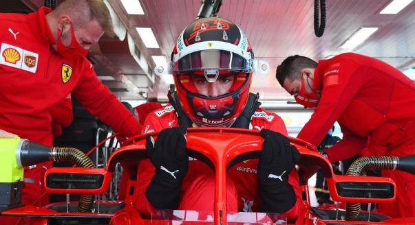 Ferrari: Időbe telik Sainz beilleszkedése