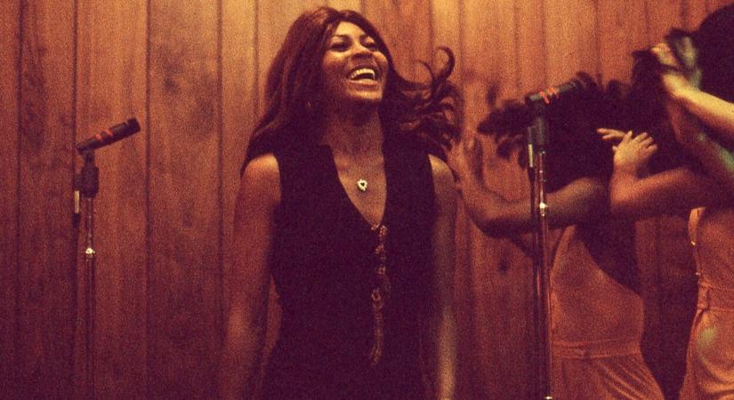 Sosem látott felvételek bukkannak fel a Tina Turnerről szóló dokumentumfilm előzetesében