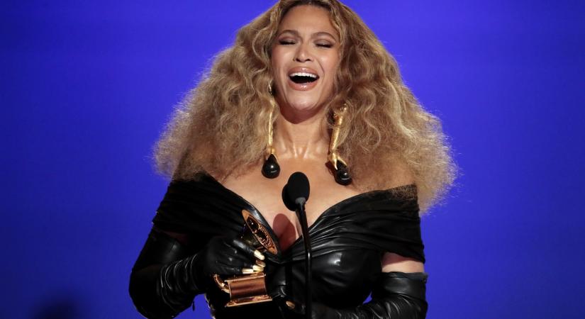 Beyoncé, Lady Gaga és Ariana Grande is történelmet írt az idei Grammyn