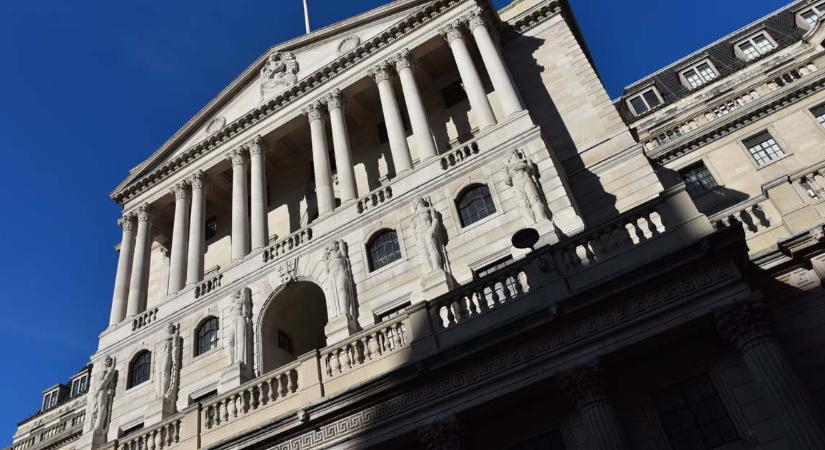 Nem módosította alapkamatát és a Bank of England