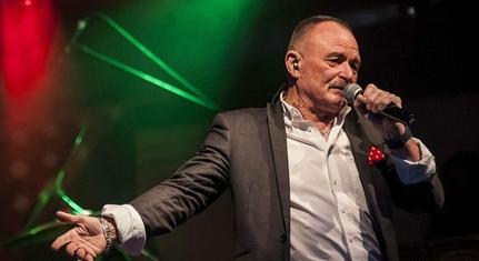 Orbán Viktor pálinkája mellé teszi a Kossuth-díját Nagy Feró