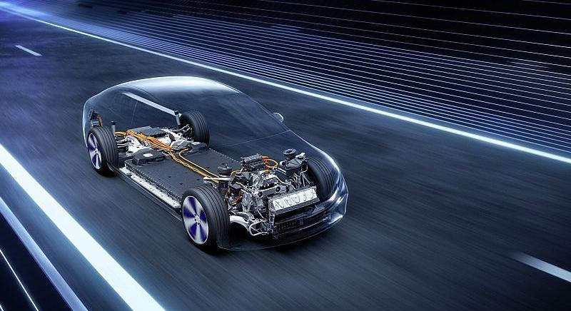Az új töltési koncepciót hoz a Mercedes-Benz EQS