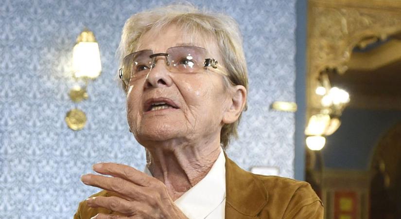 Tüdőgyulladással küzd Törőcsik Mari – megszólalt a 85 éves színésznő állapotáról az unokája, Járai Máté