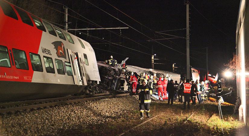 Borzasztó tragédia: legalább 32 ember vesztette életét egy vonatbalesetben Egyiptomban