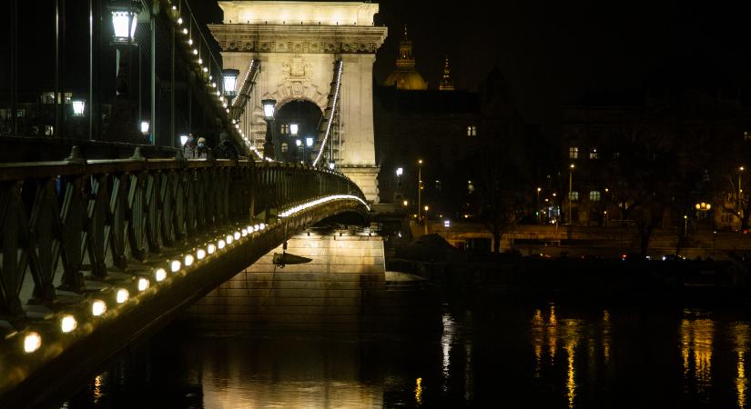 Föld Órája: Budapest is elsötétül szombat este, lekapcsolják a díszkivilágítást