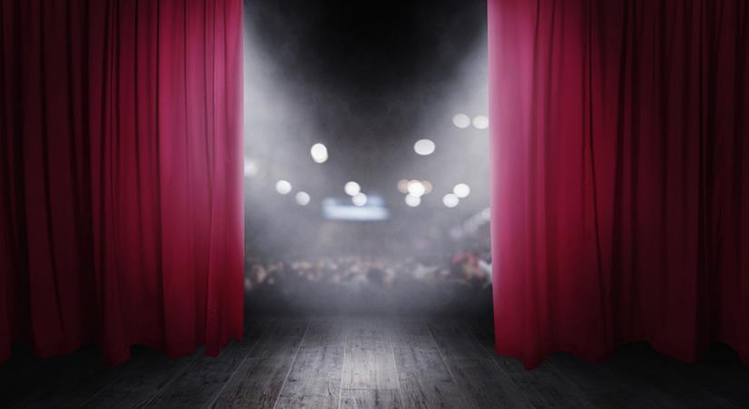 Színházi világnap 2021: íme a Femcafe kedvenc előadásai, amiket látnod kell