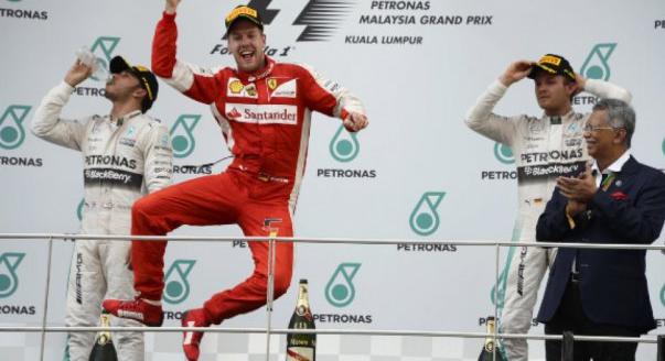 F1-Archív: Vettel második ferraris futamát megnyeri