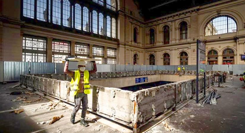 Szétverték a Keleti pályaudvar egy részét, Brüsszel miatt történt az egész