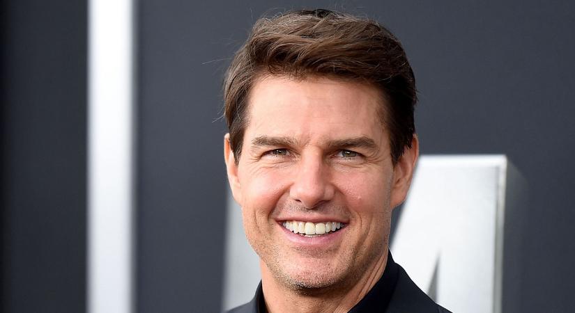 Van valami Tom Cruise mosolyával, amit ha egyszer észreveszel, utána nem fogod tudni nem figyelni