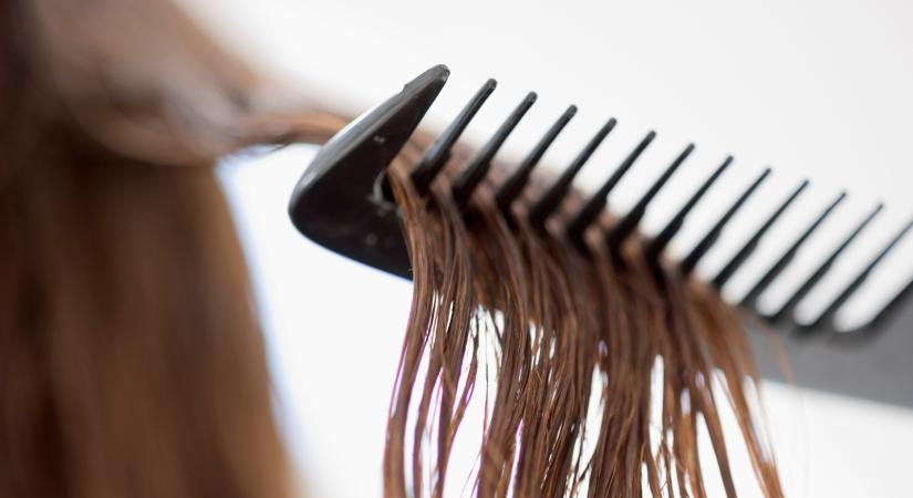 Így állíthatja le a stressz a haj növekedését