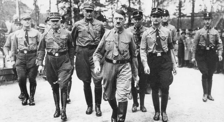 Miért fordította vissza Hitler a német rohamosztagot a liechtensteini határról?