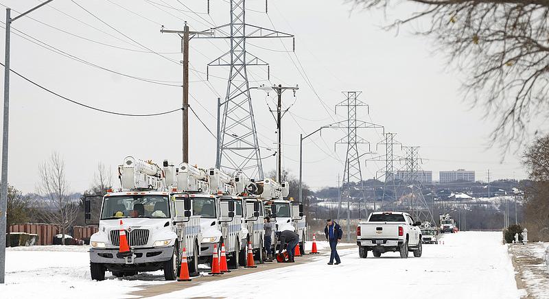 Beperelték az amerikai energiaszolgáltatókat az extrém magas áram-, és gázszámlák miatt