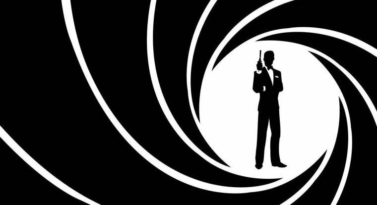 Nem adaptáció lesz a Hitman fejlesztőinek James Bond játéka