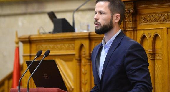 A Párbeszéd azt szeretné, ha a parlament plenáris ülésén szavaznának Tordai 8,2 milliós büntetéséről