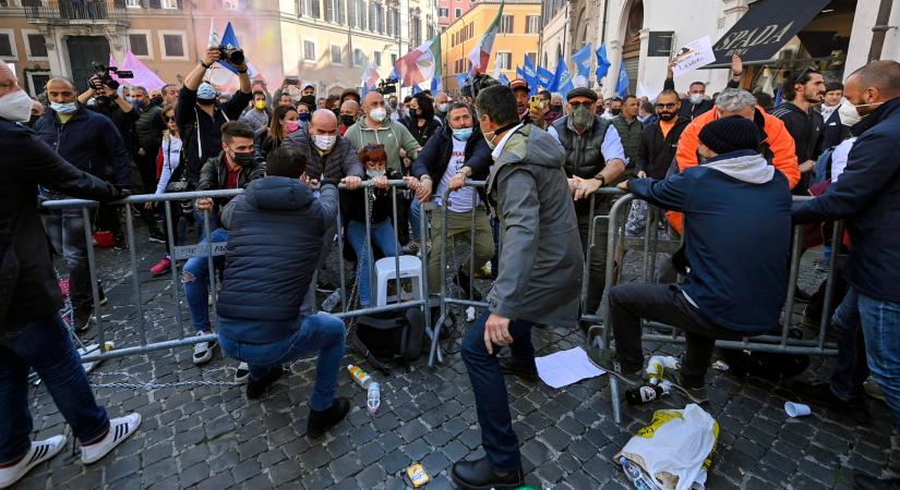 Az olaszok egyre kilátástalanabbnak látják a helyzetüket