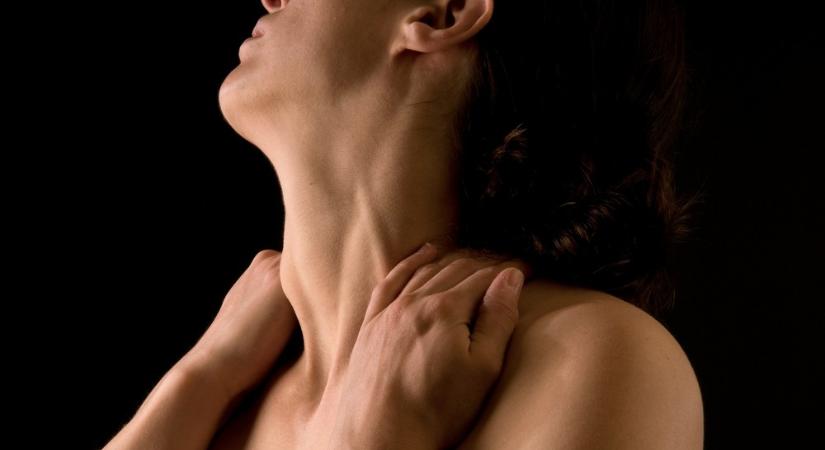 Fáj a nyaka COVID után? Pajzsmirigygyulladás is okozhatja