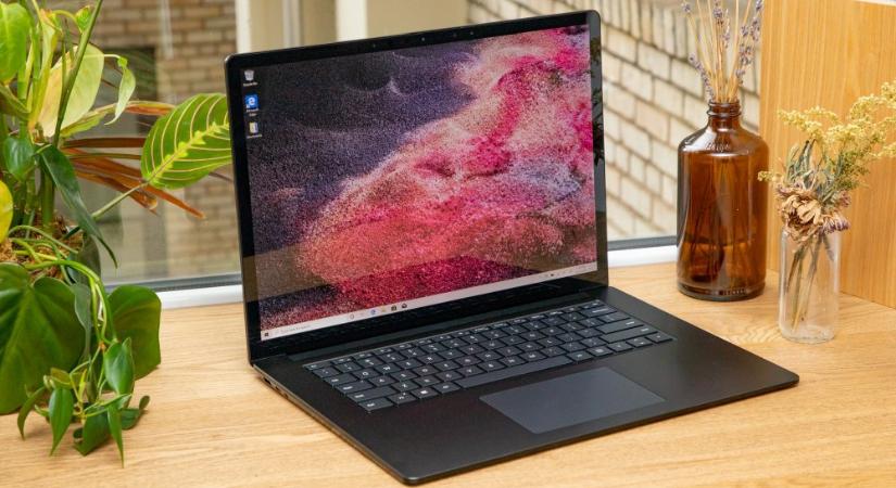 Újabb Surface Laptopok érkeznek