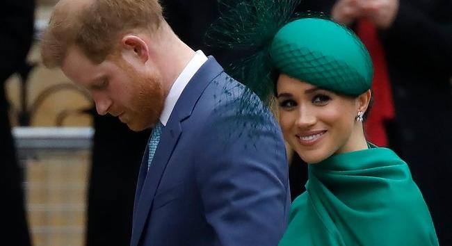 Kitört a botrány: követelik, hogy Harryt és Megant tagadja ki a királyi család