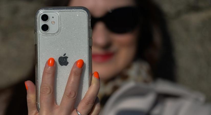 Tízből kilenc amerikai tininek van iPhone-ja