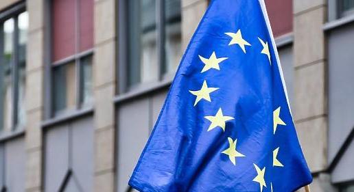 Az EU jóváhagyta a járvánnyal összefüggő sürgős szükségletek fedezésére irányuló kiegészítő támogatást