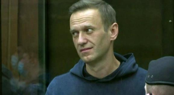 Német parlament bizottsága: "Célzott kínzás" ahogy Navalnijjel bánnak