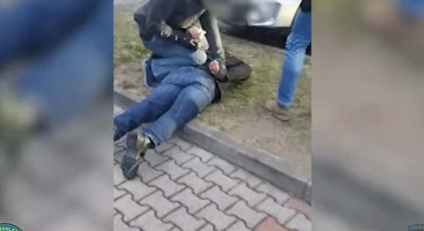Videón, ahogy lekapcsolták a magyar pedofilt a zsaruk – társkeresőn vadászott a gyerekekre