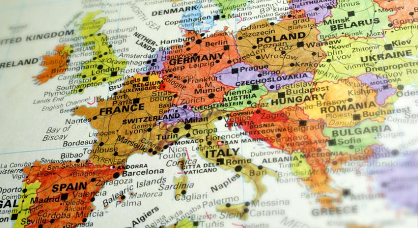 Megtalálhatták Európa legősibb térképét: egy kőlapba vésték
