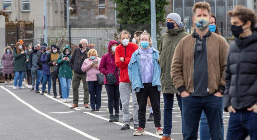 Hónapokkal ezelőtti szinten a járvány az íreknél - Hónapokkal ezelőtti szinten a járvány az íreknél