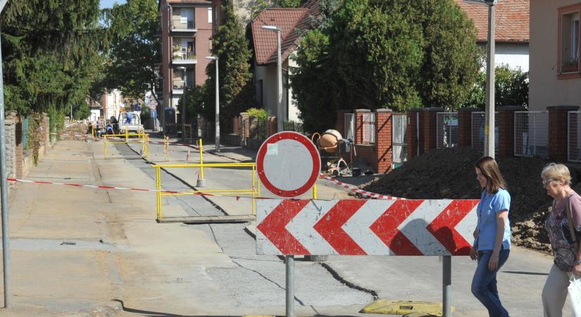 Felújítják a József utca teljes közműhálózatát, egy hét múlva kezdődnek a munkálatok