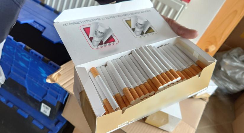 Illegális cigarettagyárat számoltak fel Budapesten