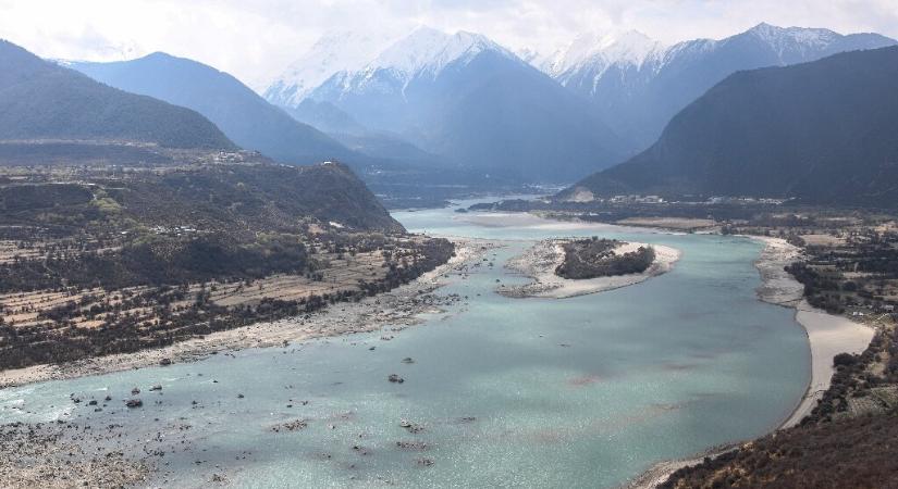 Kína óriásgátat tervez a Brahmaputra folyón a Himalájában