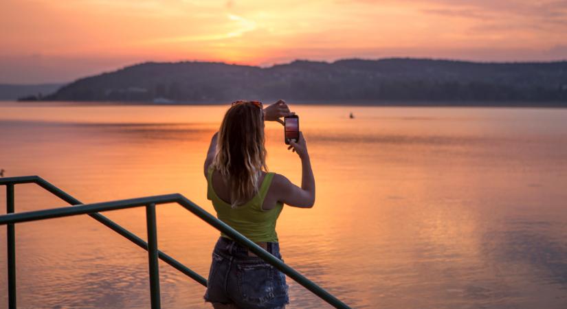 Tűéles időzítésen múlhat a nyári turizmus sorsa: ez lesz a legfontosabb Magyarország szempontjából