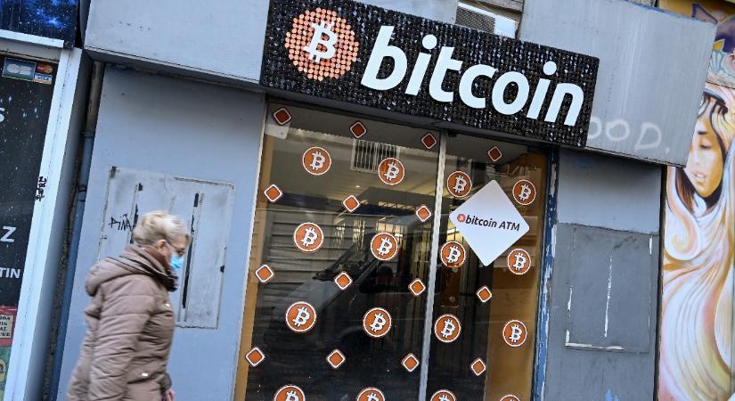 Nem bír leállni a rekordok döntögetésével a bitcoin