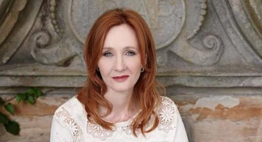 Újabb varázslatos gyermekkönyvvel jelentkezik J. K. Rowling