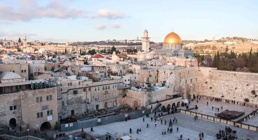 Izrael május 23-tól megnyitja határait a beoltott külföldi turisták előtt