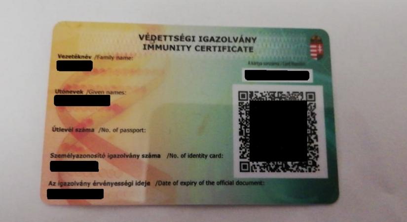 Külföldön kapott oltásért nem jár magyar védettségi igazolvány?