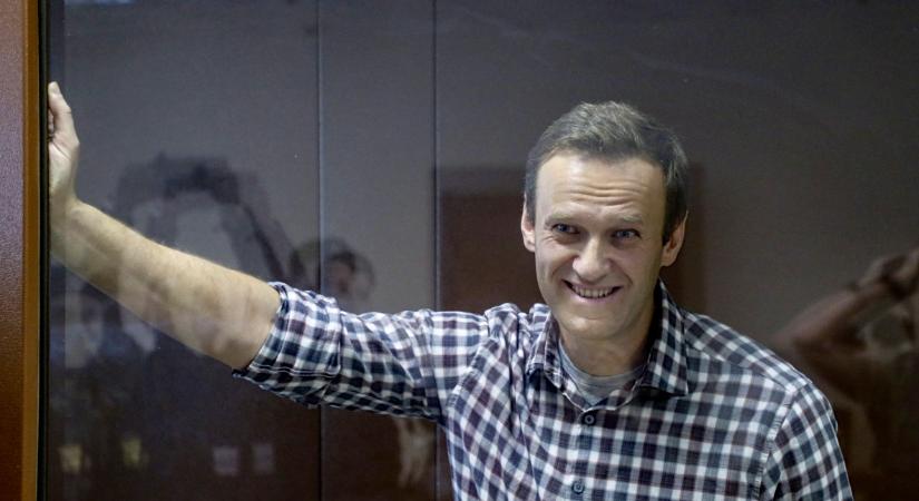 Navalnij keresetet indított a fogháza ellen, amiért nem kapott Koránt